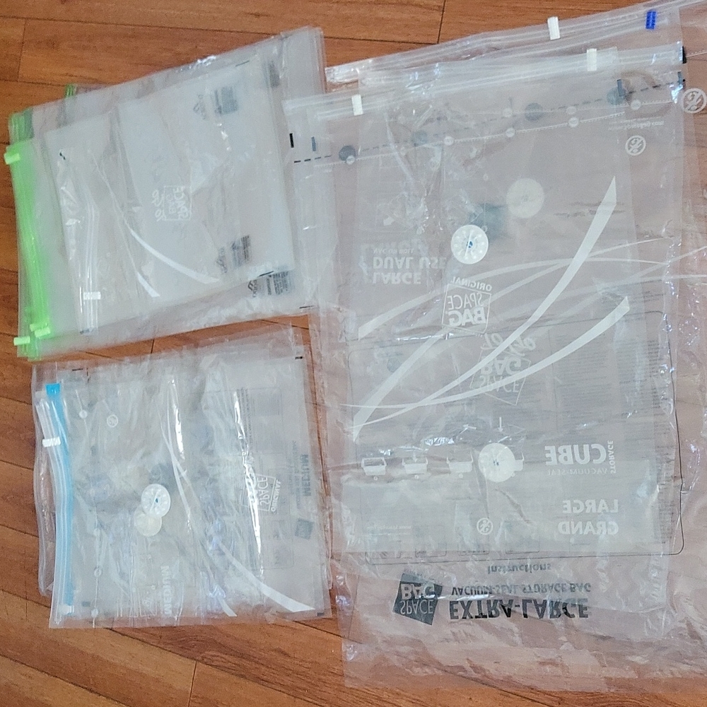 Lot of 20 Storage Space Bags
